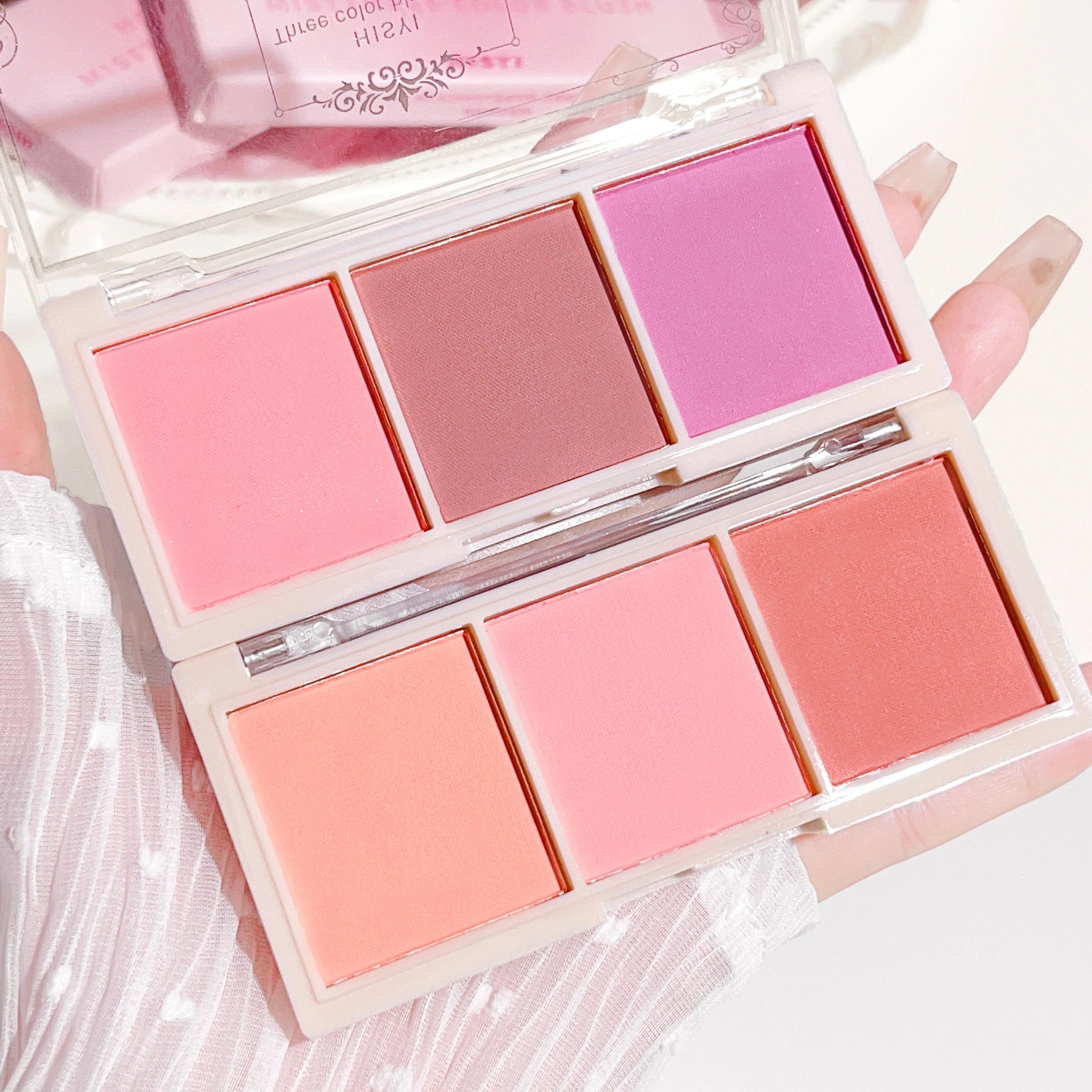 Three-Color Matte Blush Palette for Natural Rosy Glow