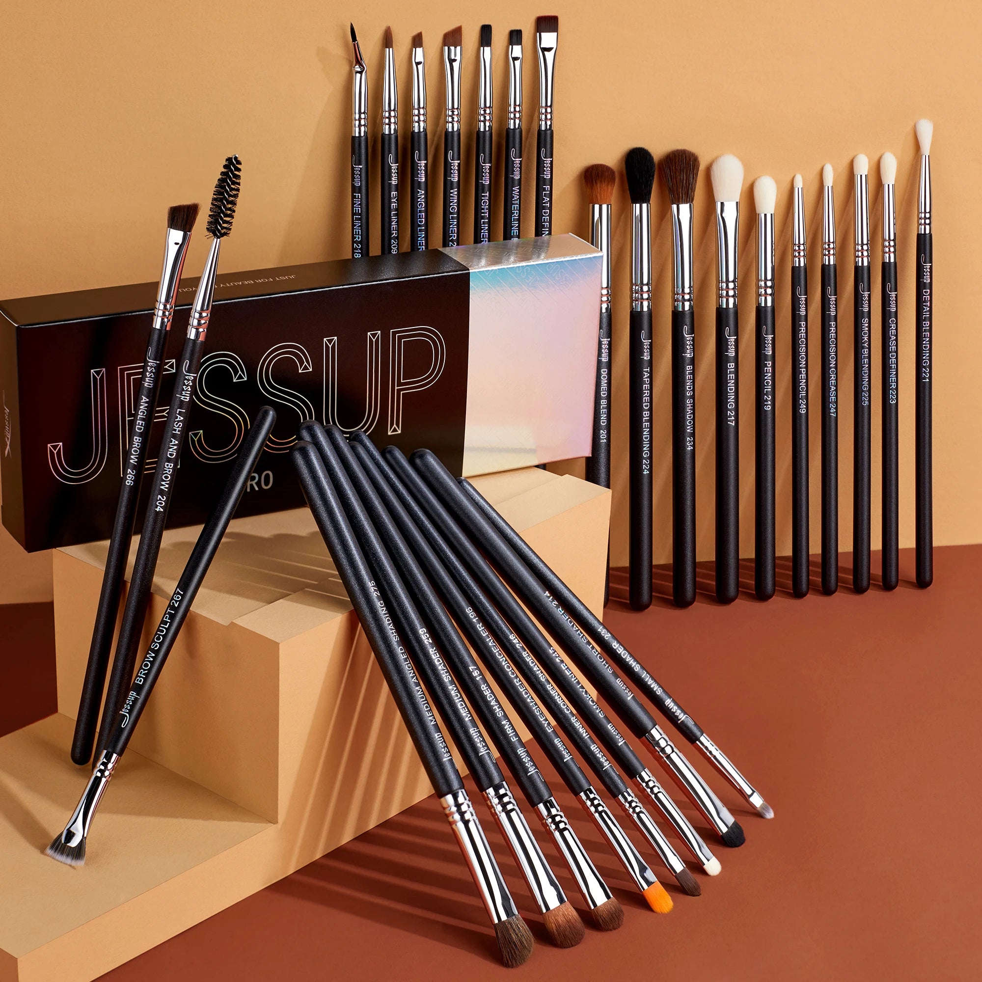 Professional Eye Makeup Brush Set for Blending & Eyeshadow